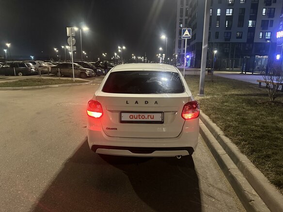 2021 Lada (ВАЗ) Granta I Рестайлинг, белый - вид 2