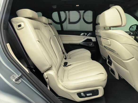 2026 BMW X7 40d I (G07) Рестайлинг, серый, 19250000 рублей - вид 18