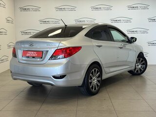 2011 Hyundai Solaris I, серебристый, 510000 рублей, вид 2