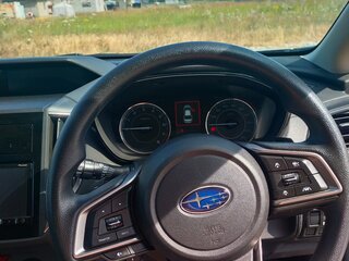 2019 Subaru Impreza V, серебристый, 1500000 рублей, вид 3