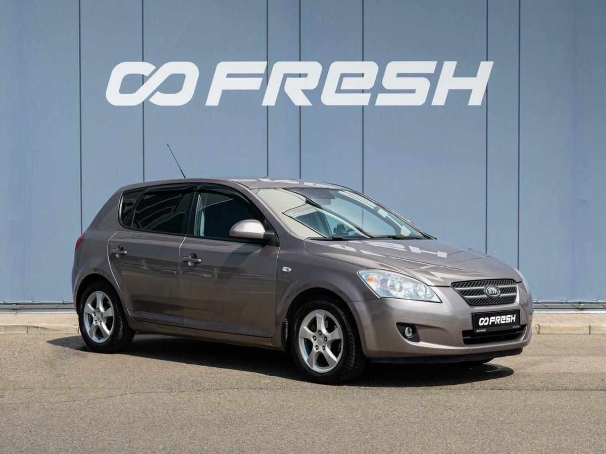 Открыть фотографии: Kia Ceed I