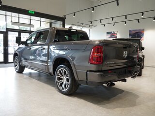 2026 Ram 1500 Crew Cab V Рестайлинг, серый, 10799999 рублей, вид 4