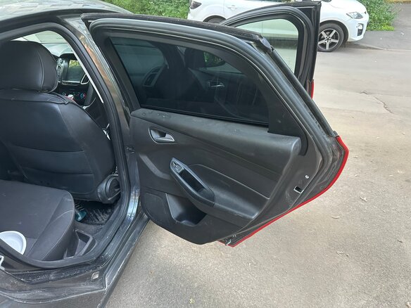 2017 Ford Focus III Рестайлинг, серый, 1100000 рублей - вид 8