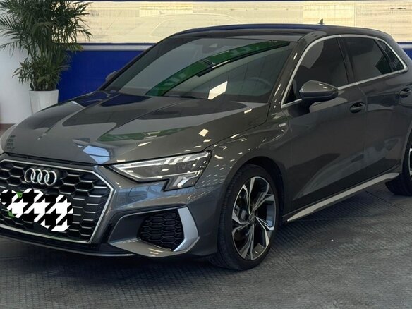 2021 Audi A3 35 TFSI IV (8Y), серый