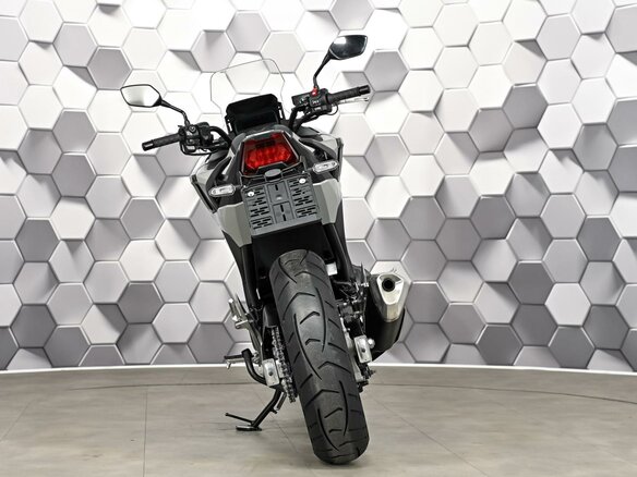 2025 Honda NC 750X, серый, 1299000 рублей - вид 5