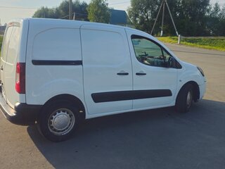 2012 Citroen Berlingo II Рестайлинг, белый, 580000 рублей, вид 3