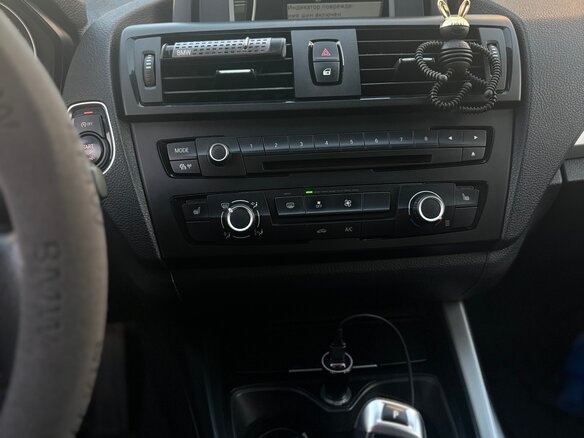 2012 BMW 1 серии 116i II (F20/F21), белый, 1530000 рублей - вид 8