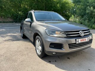 2011 Volkswagen Touareg II, серый, 1900000 рублей, вид 2