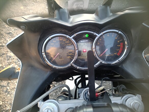 2006 Suzuki V-Strom 1000, белый, 520000 рублей - вид 5
