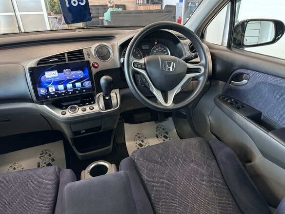 2011 Honda Stream II Рестайлинг, чёрный, 1599999 рублей - вид 15