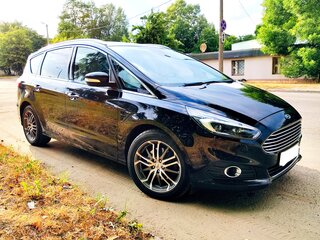 2019 Ford S-MAX II Рестайлинг, чёрный, 2200000 рублей, вид 1