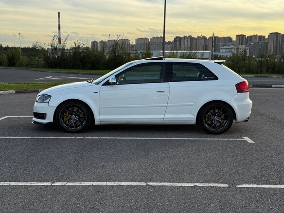 2009 Audi A3 II (8P) Рестайлинг 2, белый, 1350000 рублей - вид 5