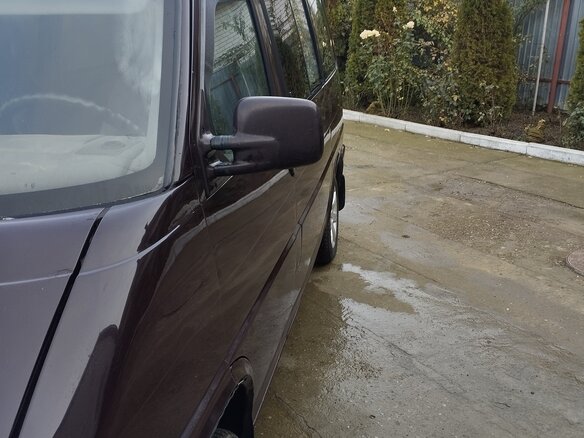 1991 Volkswagen Caravelle T4, коричневый, 500000 рублей - вид 1