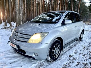 2002 Toyota Ist I, серый, 648000 рублей, вид 2