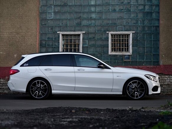 2017 Mercedes-Benz C-Класс AMG 43 AMG IV (W205), белый - вид 2
