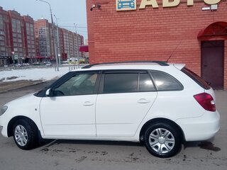 2010 Skoda Fabia II Рестайлинг, белый, 550000 рублей, вид 5