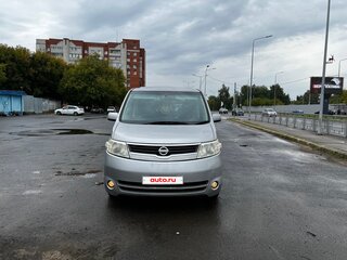 2007 Nissan Serena III (C25), серый, 750000 рублей, вид 2