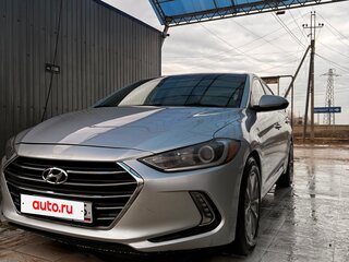 2017 Hyundai Elantra VI (AD), серебристый, 1160000 рублей, вид 1