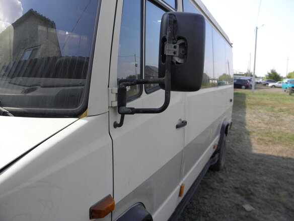 1998 Mercedes-Benz Vario, серебристый, 400000 рублей - вид 10