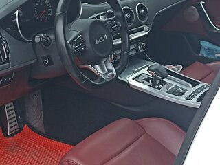 2023 Kia Stinger I Рестайлинг, белый, 3800000 рублей, вид 5