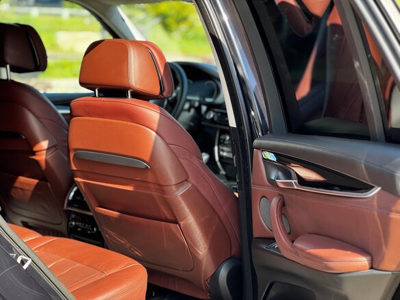 2015 BMW X5 M50d III (F15), чёрный, 4150000 рублей - вид 15