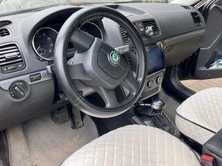 2011 Skoda Yeti I, чёрный, 650000 рублей, вид 5
