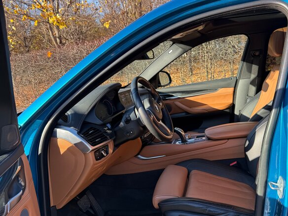 2018 BMW X6 40d II (F16), голубой, 5200000 рублей - вид 12