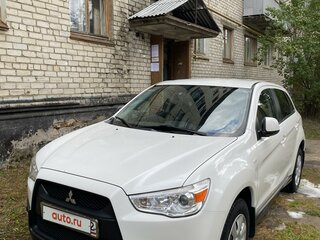 2012 Mitsubishi ASX I, белый, 1100000 рублей, вид 3
