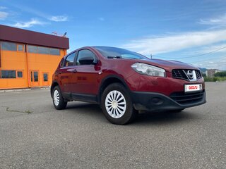 2013 Nissan Qashqai I Рестайлинг, красный, 1040000 рублей, вид 1