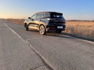 2023 Chery Tiggo 7 Plus I Рестайлинг, чёрный, 2275000 рублей, вид 3