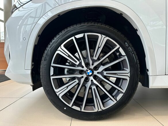 2026 BMW X1 Long 25Li xDrive III (U11/U12), белый, 5950000 рублей - вид 7
