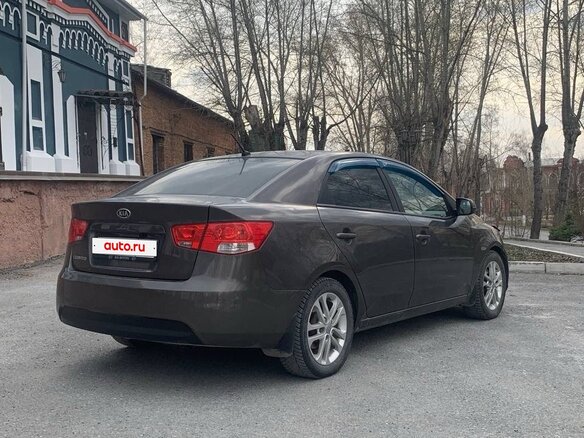 2011 Kia Cerato 4-speed II, серый, 810000 рублей - вид 2