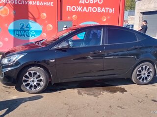 2014 Hyundai Solaris I, чёрный, 1300000 рублей, вид 2