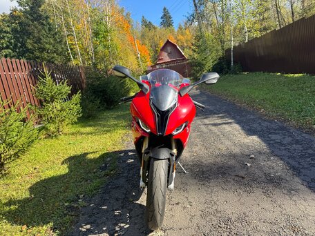 2020 BMW S 1000 RR, красный, 1400000 рублей, вид 4