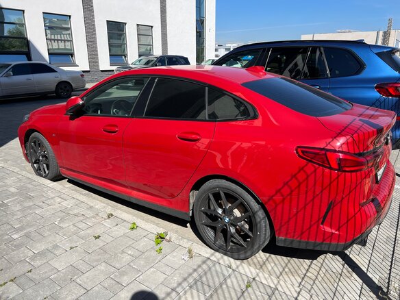 2020 BMW 2 серии Gran Coupe 218i F44, красный, 2950000 рублей - вид 2