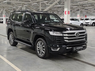 2021 Toyota Land Cruiser 300 Series, чёрный, 7550000 рублей, вид 3