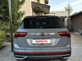 2021 Volkswagen Tiguan II Рестайлинг, серый, 3850000 рублей, вид 5