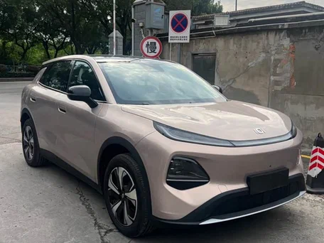 2026 Changan Qiyuan Q05 40.3 kWh II, бежевый, 1797000 рублей, вид 2