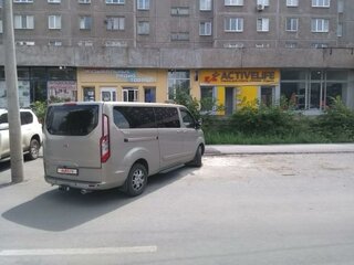 2014 Ford Tourneo Custom LWB I, бежевый, 3000000 рублей, вид 3