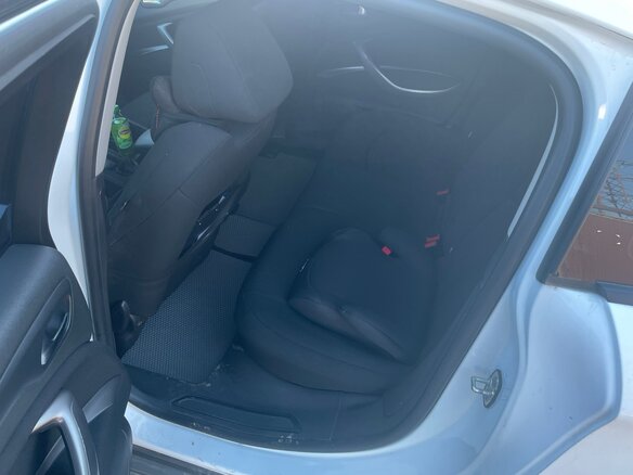 2012 Citroen C5 II, белый, 750000 рублей - вид 11