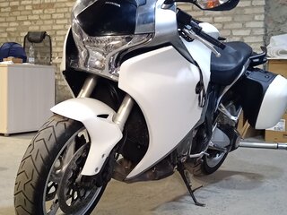 2010 Honda VFR 1200, белый, 730000 рублей, вид 1