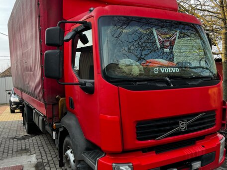 2007 Volvo FL, красный, 2050000 рублей, вид 1