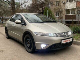 2008 Honda Civic VIII, белый, 615000 рублей, вид 2
