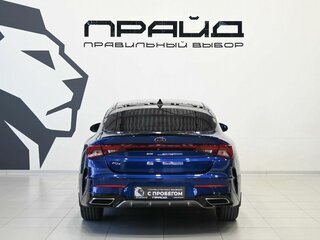 2020 Kia K5 III, синий, 2134900 рублей, вид 4