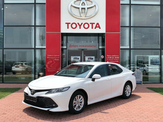 2019 Toyota Camry VIII (XV70), белый, 2300000 рублей, вид 2