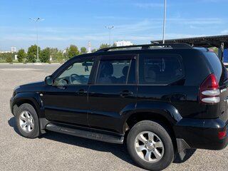 2007 Toyota Land Cruiser Prado 5-speed 120 Series Рестайлинг, чёрный, 2200000 рублей, вид 3