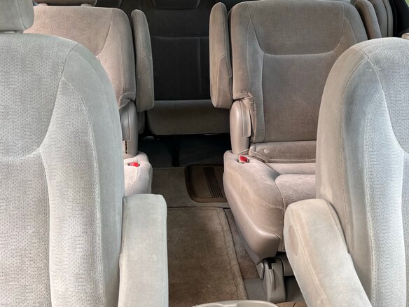 2005 Toyota Sienna II Рестайлинг, бежевый, 990000 рублей - вид 19