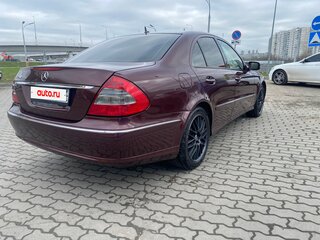 2007 Mercedes-Benz E-Класс 230 III (W211, S211) Рестайлинг, красный, 900000 рублей, вид 5