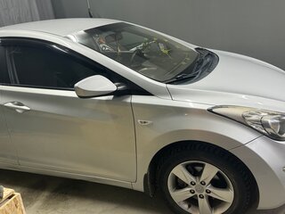 2011 Hyundai Elantra V (MD), серебристый, 750000 рублей, вид 3