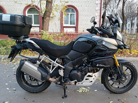 2015 Suzuki V-Strom 1000, чёрный, 750000 рублей - вид 5